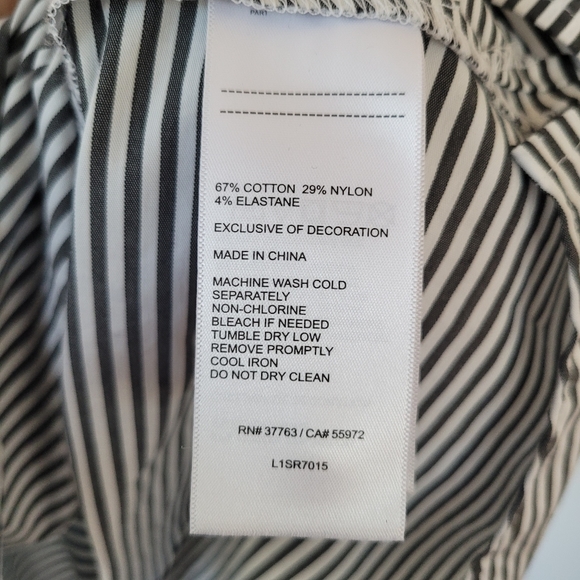 LAUNDRY by Shelli Segal Off the Shoulder Ruffle Blouse - Picture 12 of 16